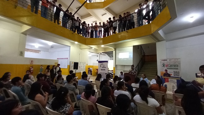 La Dirección Regional de Trabajo y Promoción del Empleo realizó con éxito la presentación de las Plataformas digitales “Mi Carrera ” y “Capacita-T”; actividades que contaron con la participación de alumnos de las Academias Preuniversitarias “Pre Uni” y “Exitus”.