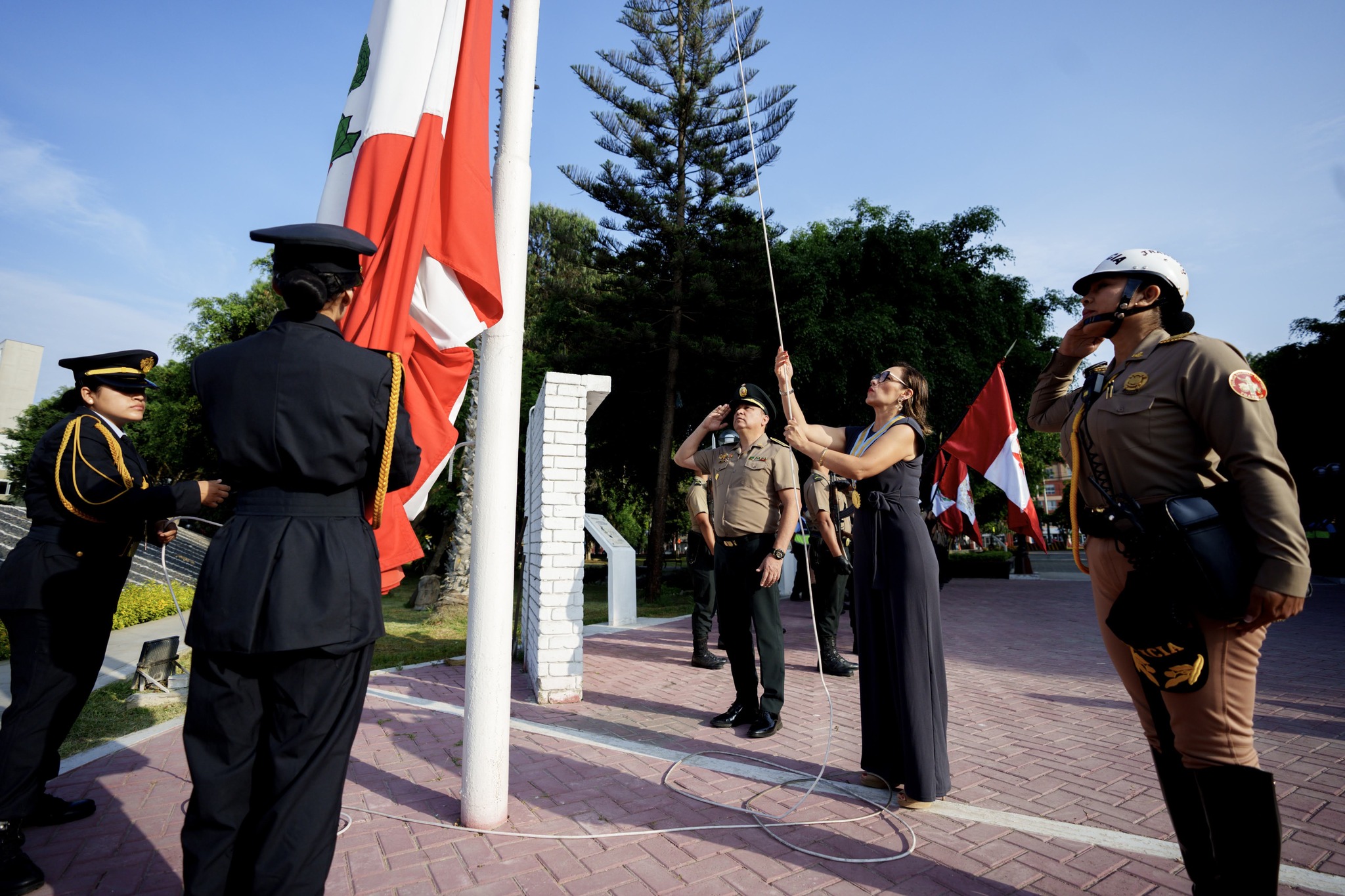 Surquillo conmemora el Día Internacional de la Mujer con emotiva ceremonia