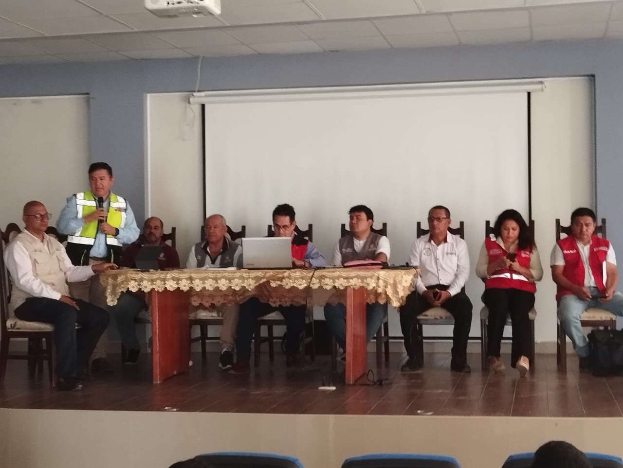 Participaron autoridades y sociedad civil.