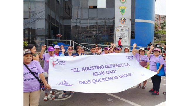 y los Integrantes del Grupo Familiar, llevaron a cabo un emotivo Banderolazo por los Derechos de la Mujer.✨✨
Este acto simbólico, realizado simultáneamente en Av. Riva Agüero cuadra 1, Óvalo de la Paz y Puente Nuevo, reunió a diversas instituciones y ciudadanos comprometidos con la defensa de la equidad de género y la lucha contra la violencia hacia la mujer.👩✨
Entre las entidades participantes estuvieron la Fiscalía Especializada de Familia de El Agustino, el Ministerio Público, el Programa de Justicia Juvenil Restaurativa, DEMUNA, la Fiscalía Penal del Tercer Despacho de Violencia, la ONG CENDIPP, así como la Comisaría de Santoyo y representantes de comedores autogestionarios, populares y del programa Vaso de Leche.
👉Con este evento, El Agustino reafirma su compromiso con los derechos de la mujer, promoviendo una sociedad más justa, igualitaria y libre de violencia.
