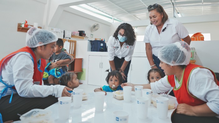 Ministra Leslie urteaga en CIAI en chancay
