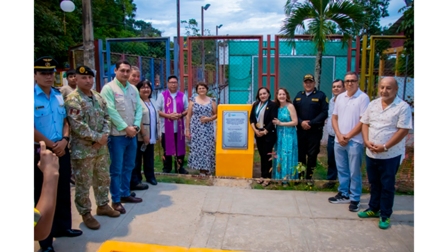 Alcaldesa inaugura Av. El Ejercito.