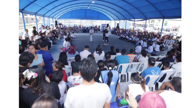 Complejo Deportivo Padre Chiqui (Av. José Carlos Mariátegui, cuadra 23) .
 ¡Los esperamos para disfrutar juntos del cierre de de nuestros talleres! 💪🎭⚽🎨