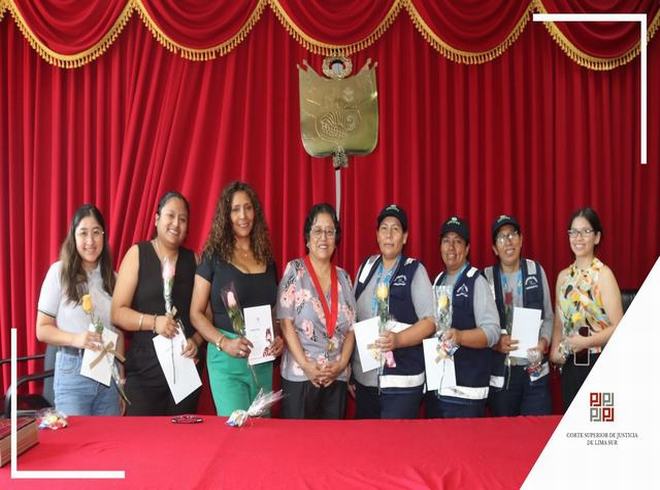  Dra. Hilda Piedra Rojas reconoce a las mujeres de la Corte de Lima Sur en su día 