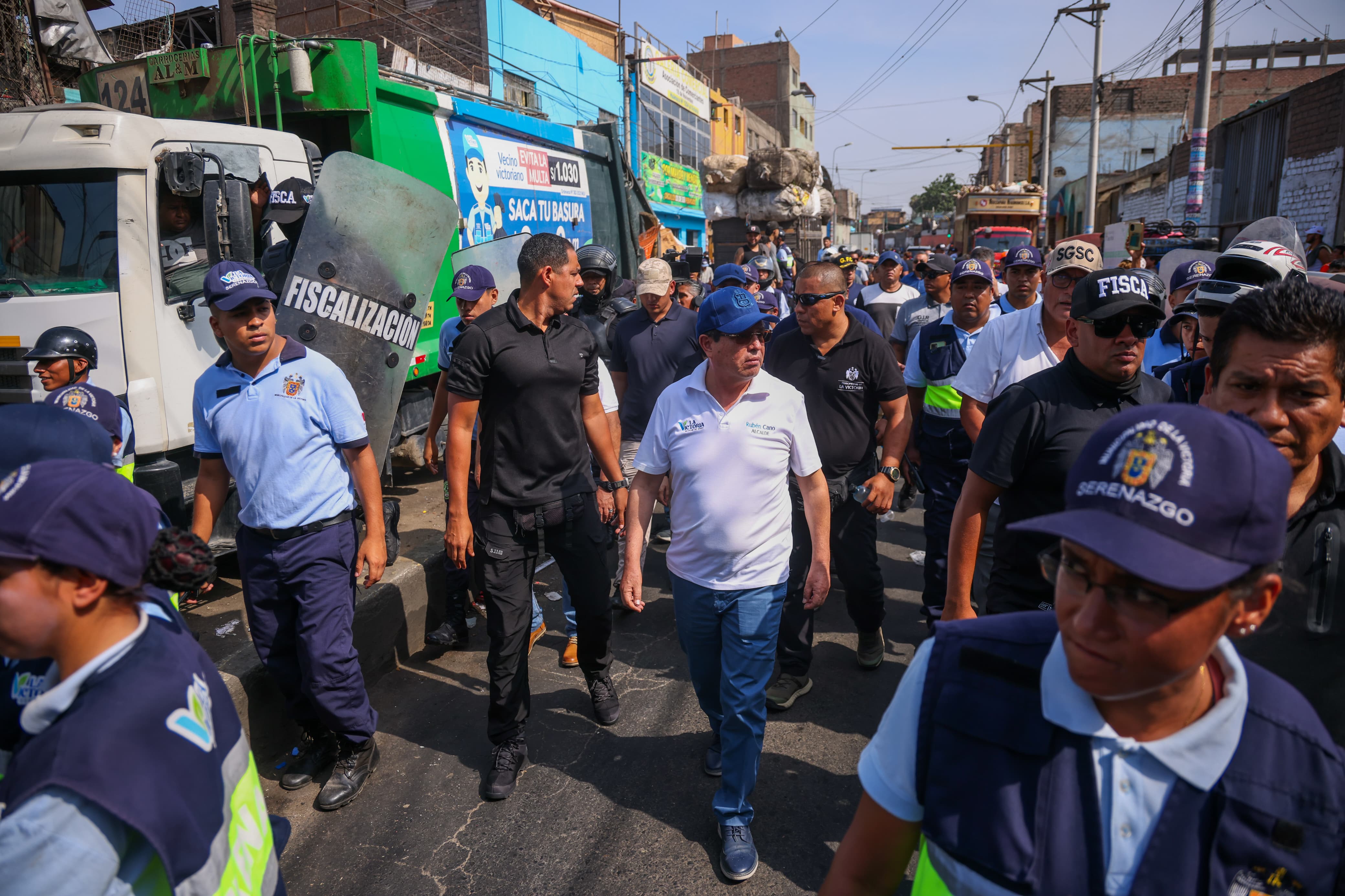 La mayoría de estos almacenes no contaba con licencias y el 50% de locales tenía permisos falsificados