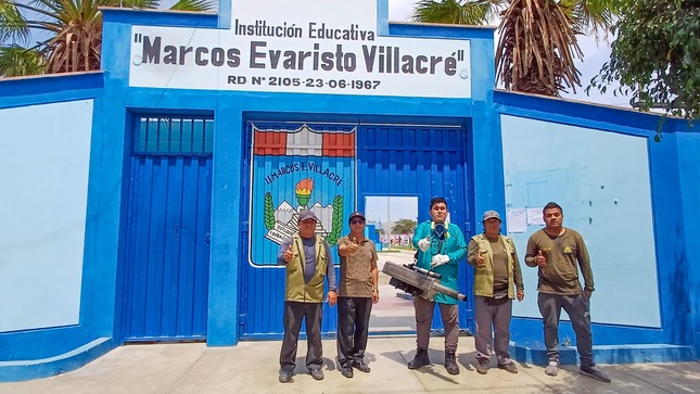Desinfección de la I.E. Marcos Evaristo Villacré de Nepeña