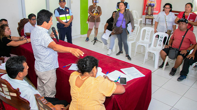 Municipalidad realiza mesa de diálogo con los comerciantes de las ferias de los días lunes en Huarmey