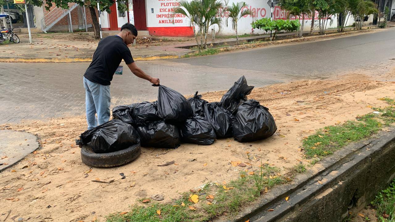 Desde el gobierno regional de San Martín a través de la Ogess Bajo Mayo y con la Municipalidad distrital de Morales, desde las 6 de la mañana se vienen coordinando lo que será el recojo de criaderos