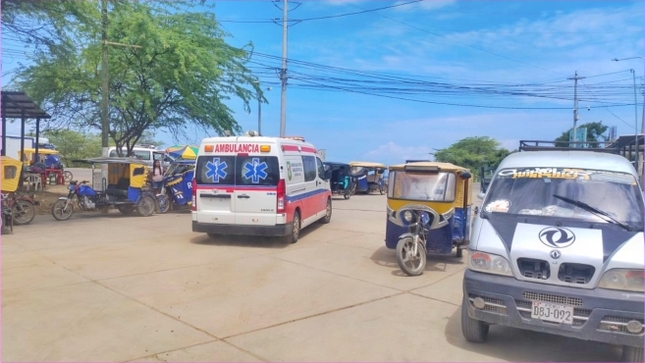 Foto Ambulancia municipal brindo apoyo a heridos en accidente de transito