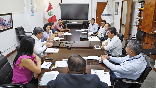 Alcalde se reúne con FONDEPES para conocer el estado situacional del DPA Puerto Huarmey