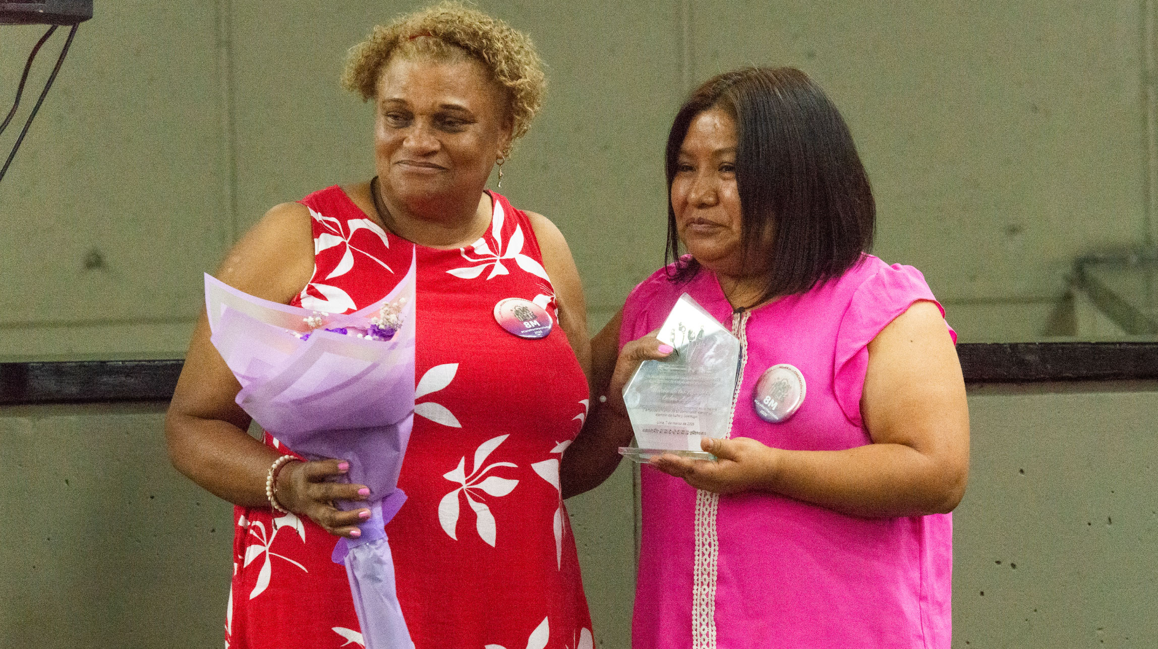 Homenaje a tres mujeres que superan barreras y resaltan la presencia femenina en su campo