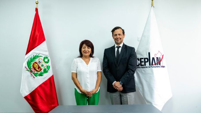 Gobernadora Regional de Lima y Presidente del Ceplan