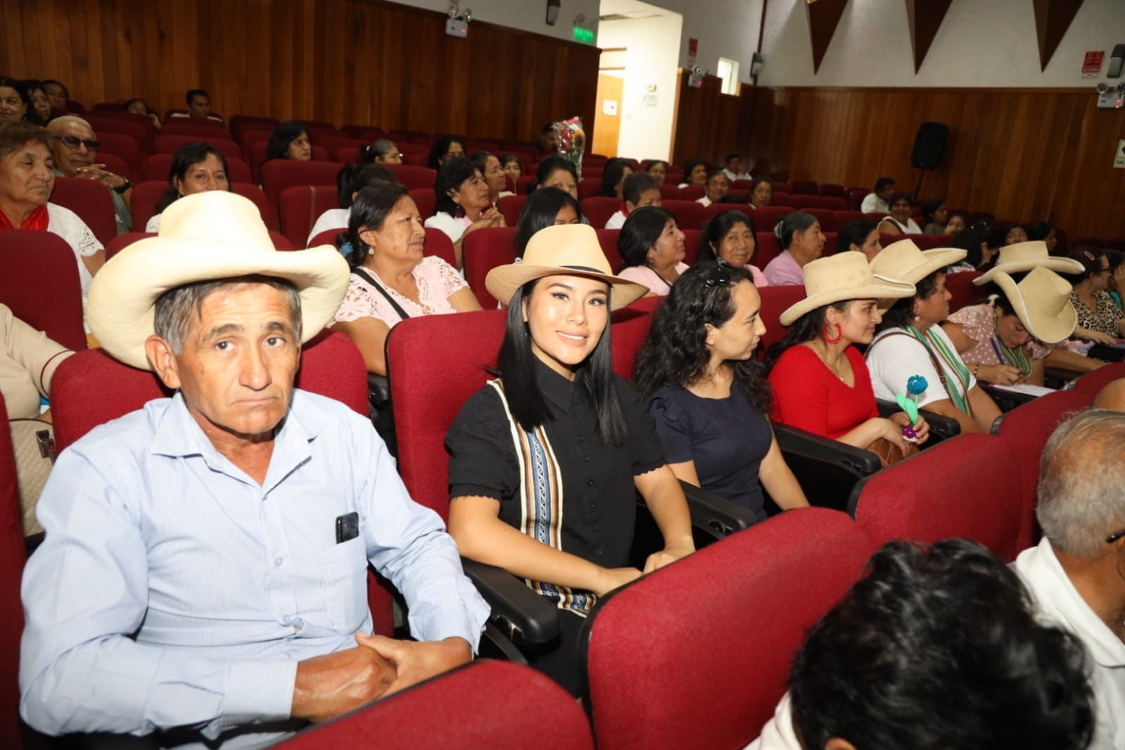 ENCUENTRO DE ARTESANOS 2025