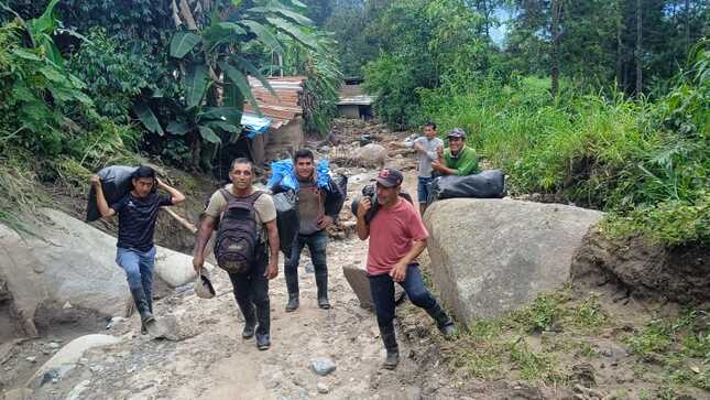 Municipalidad Distrital de Canchaque llevando ayuda humanitaria