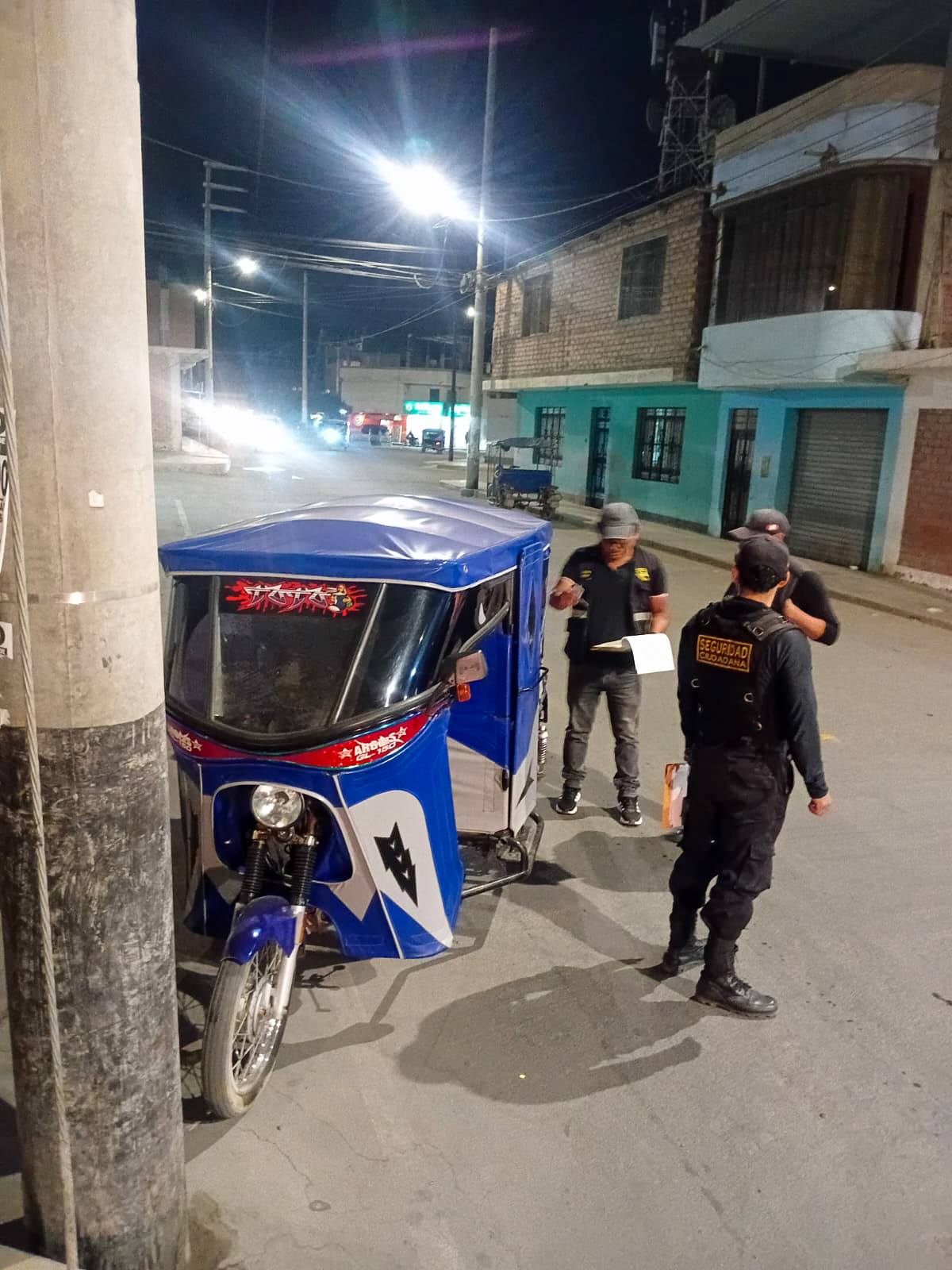 Intervención a vehículo menor con polarizado y altoparlante