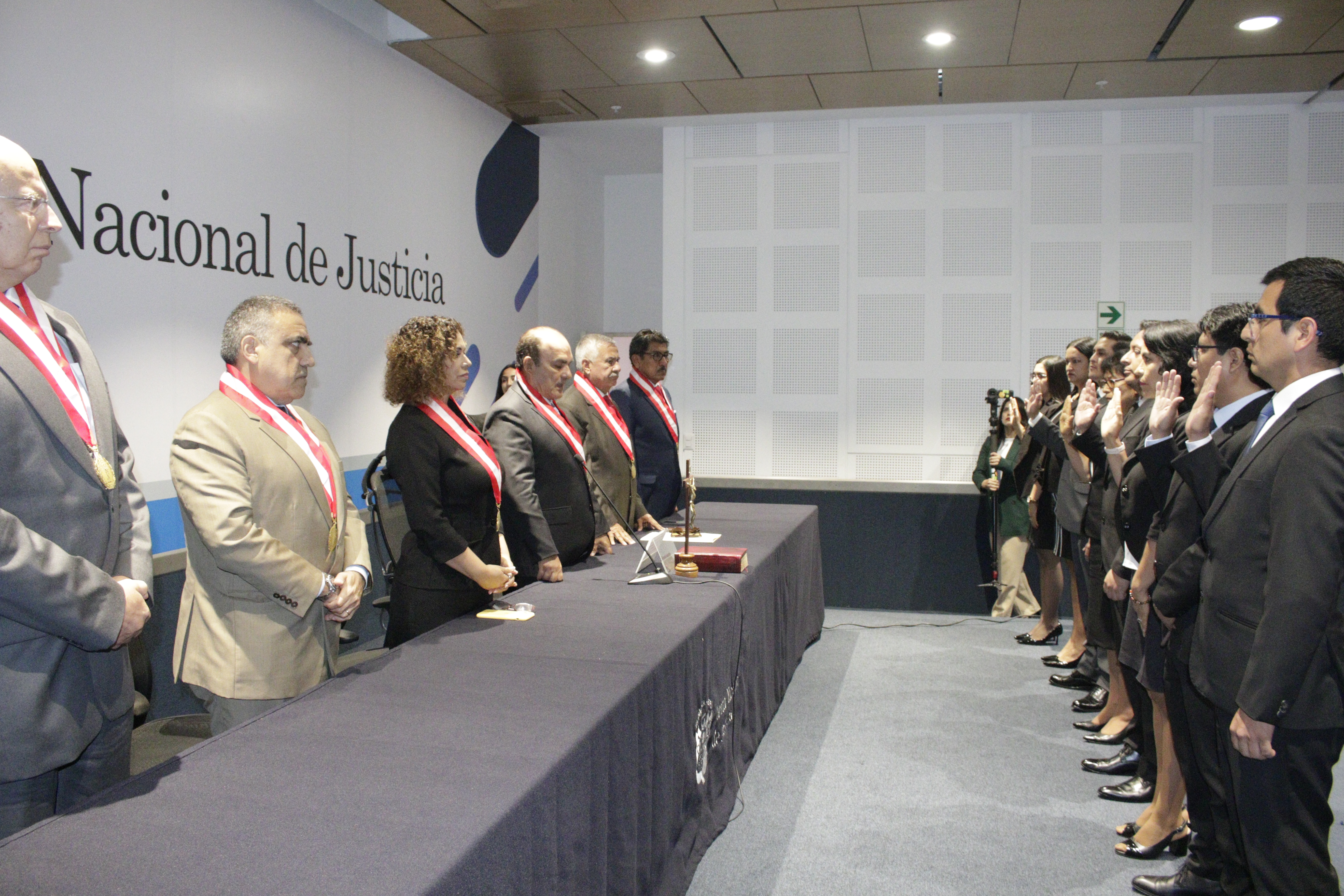 Juran al cargo veintidós nuevos fiscales  para fortalecer el sistema judicial 