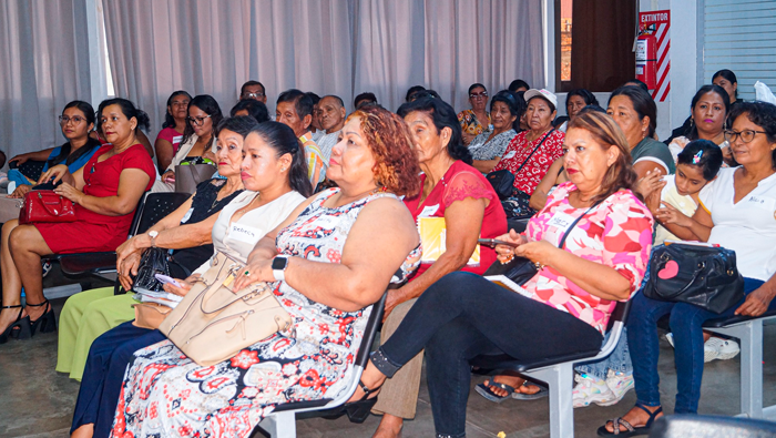 Programa: Foro mujeres y oportunidades económicas.