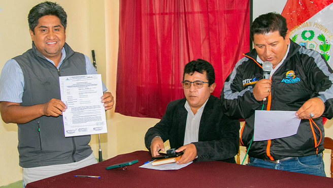 MPH presente en la firma de acta de entrega de terreno para la actualización de estudio de preinversion de la vía an-109
