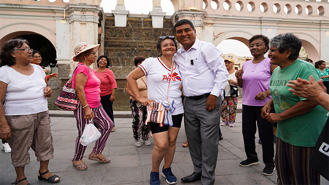 ¡ I Bailetón 2025 para Nuestros Adultos Mayores en el Paseo de Aguas !