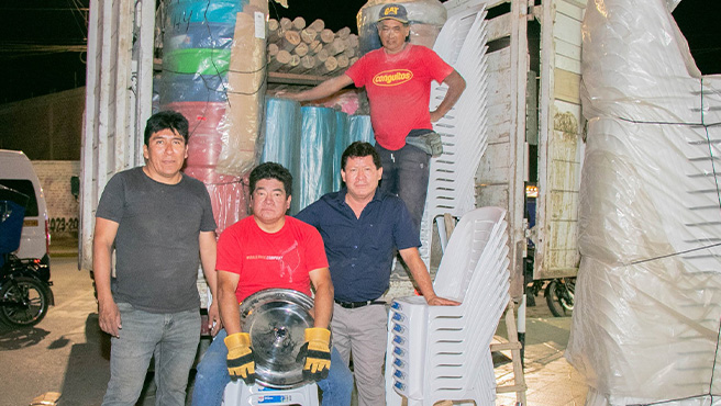 Municipalidad de Huarmey brindan apoyo a familias afectadas por lluvias intensas en el Distrito Malvas