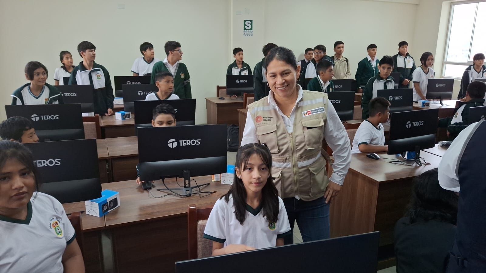 La viceministra de Patrimonio Cultural e Industrias Culturales, Moira Novoa, participó en la Inauguración del Buen Inicio del Año Escolar 2025