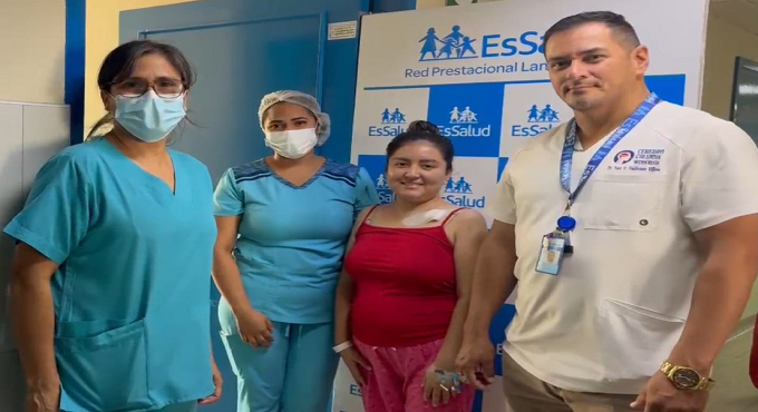 Médicos de EsSalud extirpan raro tumor cerebral por la nariz sin necesidad de cirugía abierta