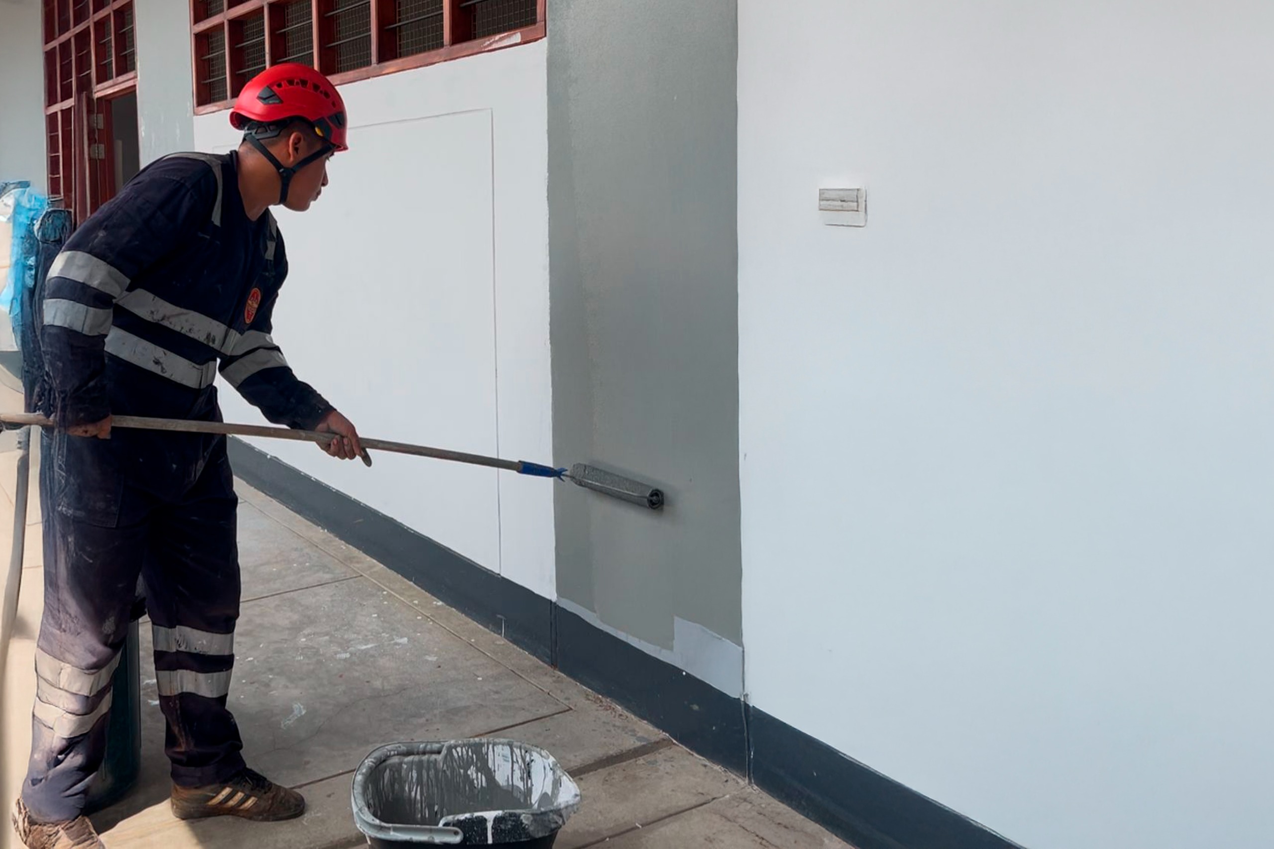 Ejército del Perú contribuye a la mejora de infraestructura educativa en Tarapoto