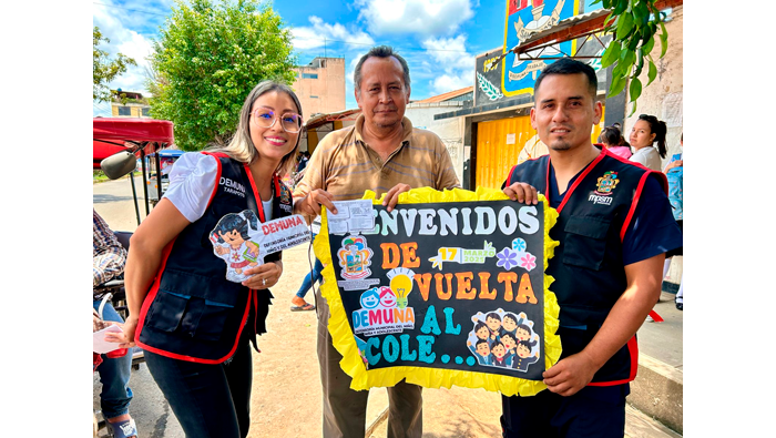 Volanteo informativo por el inicio al Aรฑo Escolar 2025.