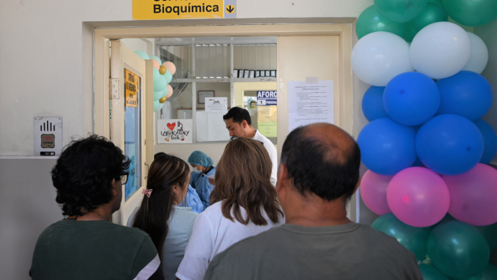 Más de 300 atenciones durante primer día de la XII campaña de salud por el 95° aniversario de Bioquímica