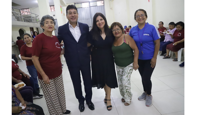 compartiendo un grato momento de baile y risas con nuestros adultos mayores.
¡Feliz aniversario CIAM San Juan Bautista!