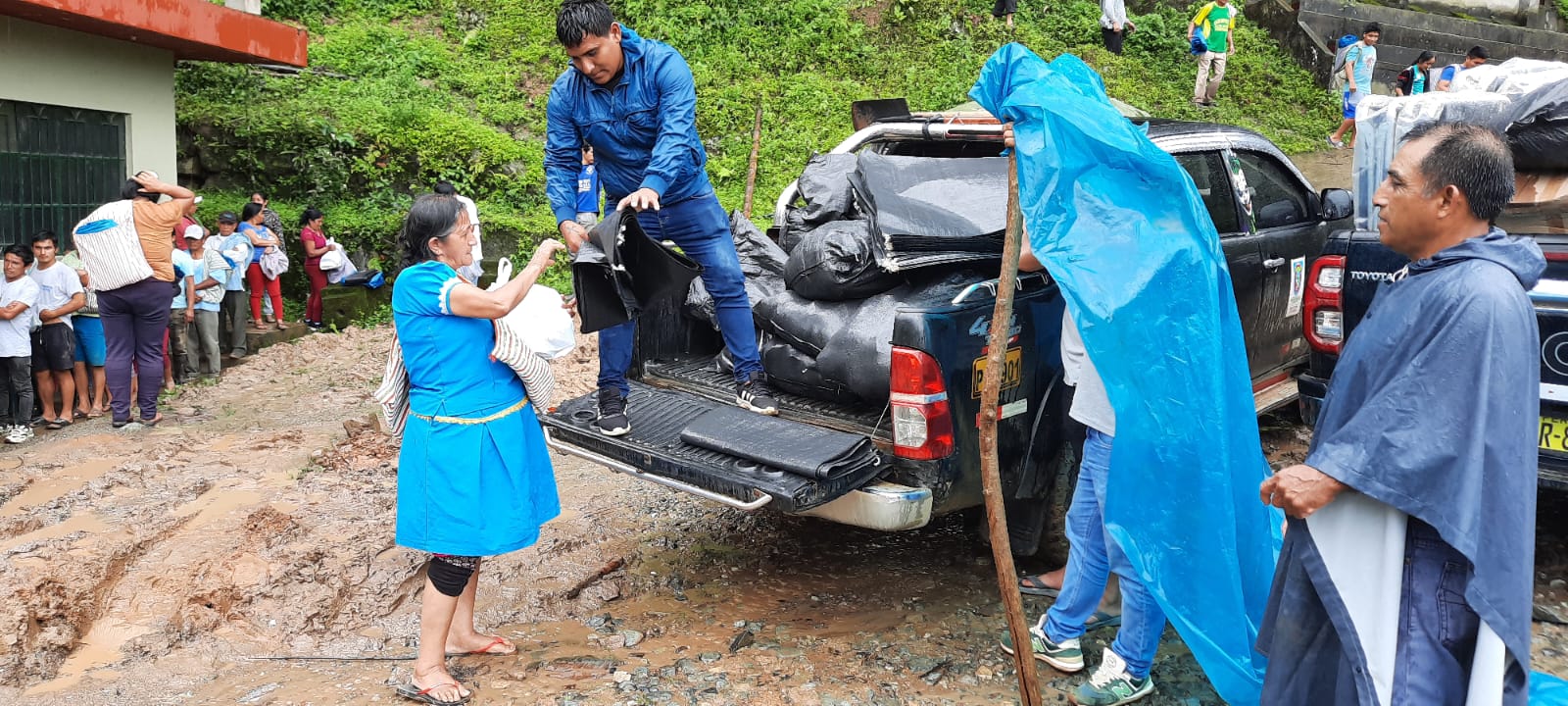 Ayuda humanitaria desde Lima y Piura