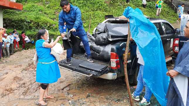 Ayuda humanitaria desde Lima y Piura