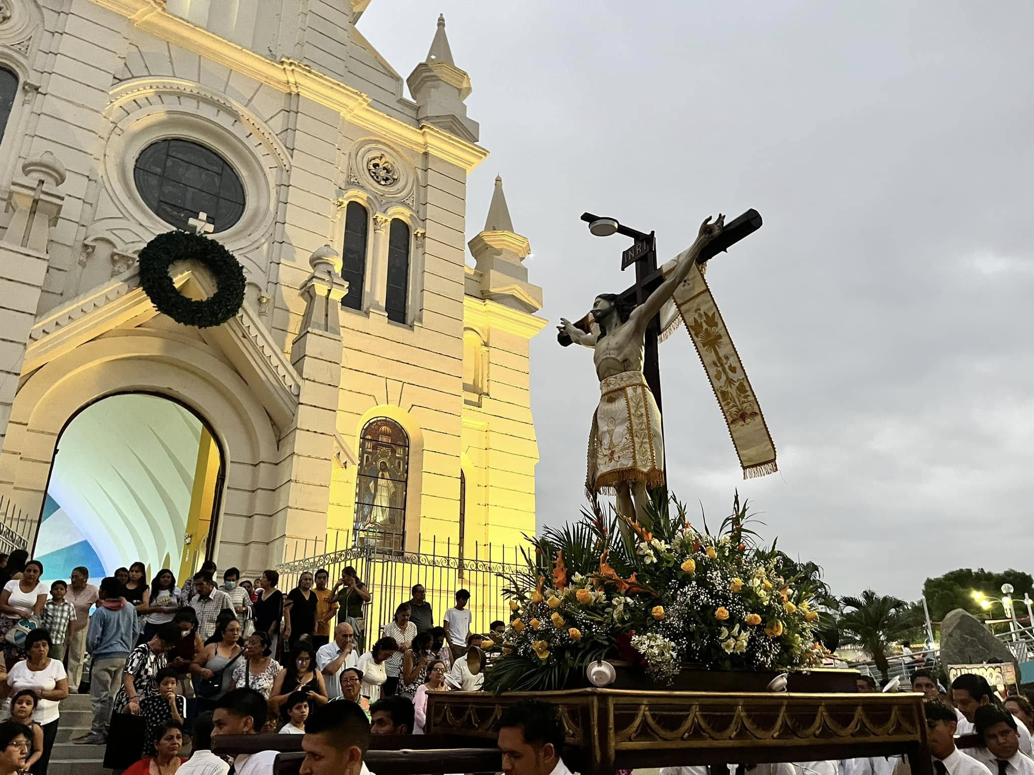 Sullana celebra festividad del señor de la agonía con tradicional cabalgata y procesión