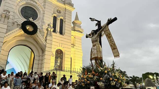 Sullana celebra festividad del señor de la agonía con tradicional cabalgata y procesión