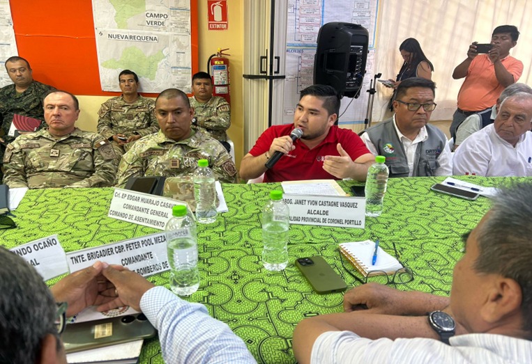 Alcalde encargado informa acciones de la comuna de Coronel Portillo durante sesión del Centro de Operaciones de Emergencia Regional