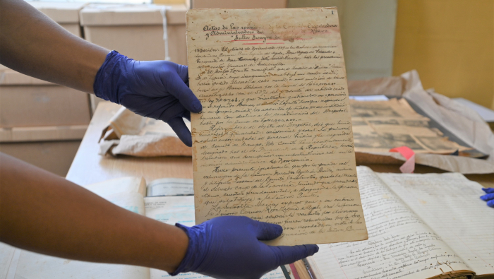 INSN creará archivo histórico tras hallar documentos con más de 100 años de antigüedad