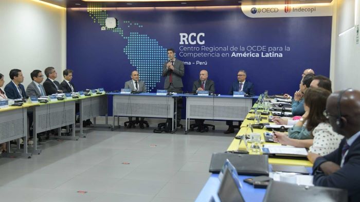 Indecopi evaluó solicitudes de operaciones de control empresarial por un aproximado de 8000 mil millones de dólares