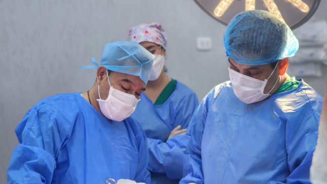 Gracias a microscopio neuroquirúrgico se realizó cirugía de alta complejidad