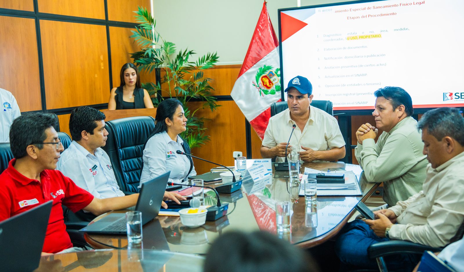 Gobernador entrega terreno a FONDEPES para construcción de Desembarcadero Artesanal de La Islilla, en beneficio de más de 6 mil pescadores