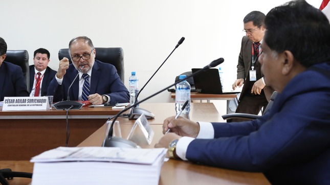 Contralor expuso situación presupuestaria institucional ante Comisión de Fiscalización y Contraloría del Congreso