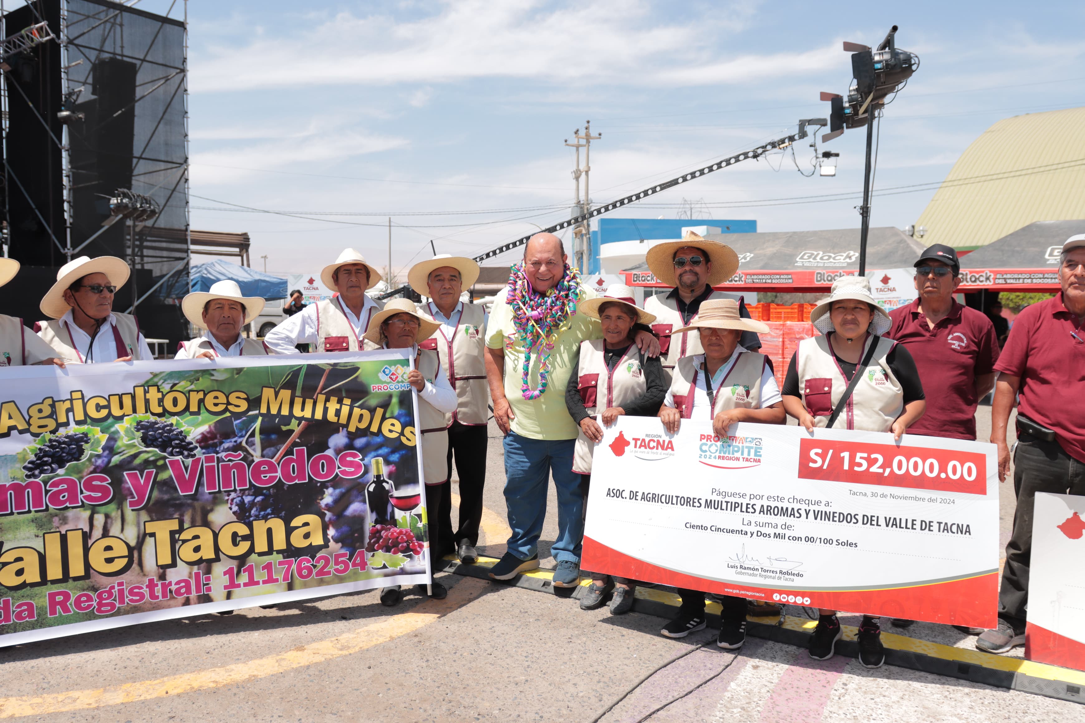 Empezó la fiesta del vino en Tacna 