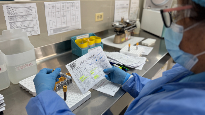 INSN: Servicio de Bioquímica procesa cerca de 31,000 muestras mensuales y ofrece más de 90 tipos de pruebas