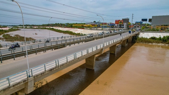 Puente Cáceres