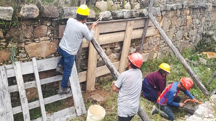 Trabajos para formulación de proyecto de emergencia en Marcahuamachuco
