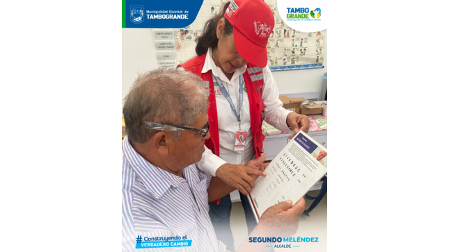 Adultos mayores de el papayo y el algarrobo reciben atención y protección visual