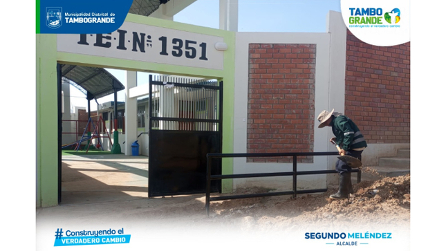 Municipalidad de Tambogrande mejora el acceso a la institución educativa N° 1351 del Cerro Santa Cruz