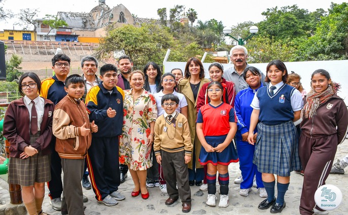 Inauguración de la Plazuela el Mirador del Artista Barranquino