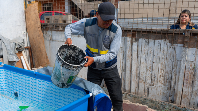🚨💧 Junto a la Fiscalía, retiramos piscinas en vía pública para evitar multas y prevenir el dengue. ¡Cuidemos nuestra comunidad! ✅