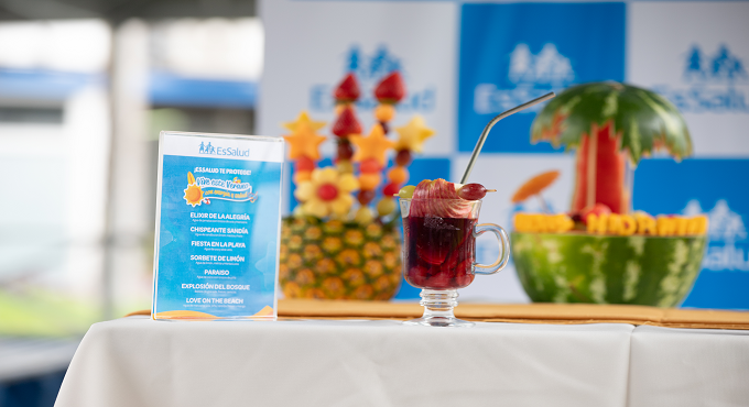 EsSalud te enseña a preparar bebidas refrescantes y saludables para las loncheras escolares