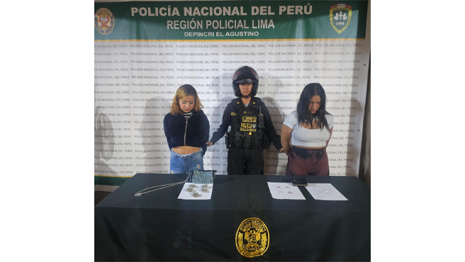 Jorgelys Chiquinquira García Abreu (26) y Eudimar Luna Nieves (20) de nacionalidad extranjera, quienes al notar la presencia de los agentes de seguridad intentaron darse a la fuga siendo detenidas en la cuadra 22 de la Av. Mariátegui. 
Al momento de su captura las mujeres portaban bolsitas pequeñas con distintas sustancias con características a los alucinógenos, entre ellas, el peligroso Tusi cuyo consumo ocasiona graves consecuencias para la vida. Ambas fueron conducidas a la Depincri de El Agustino para las diligencias correspondientes.